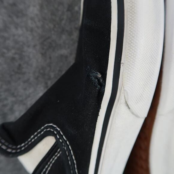 Vans Shoes Womens 9 Sneakers Classic Slip On Skate Canvas Black Casual Active - Picture 11 of 14